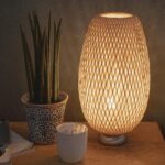 Lampa rustykalna – ciepło i urok wiejskiego domu
